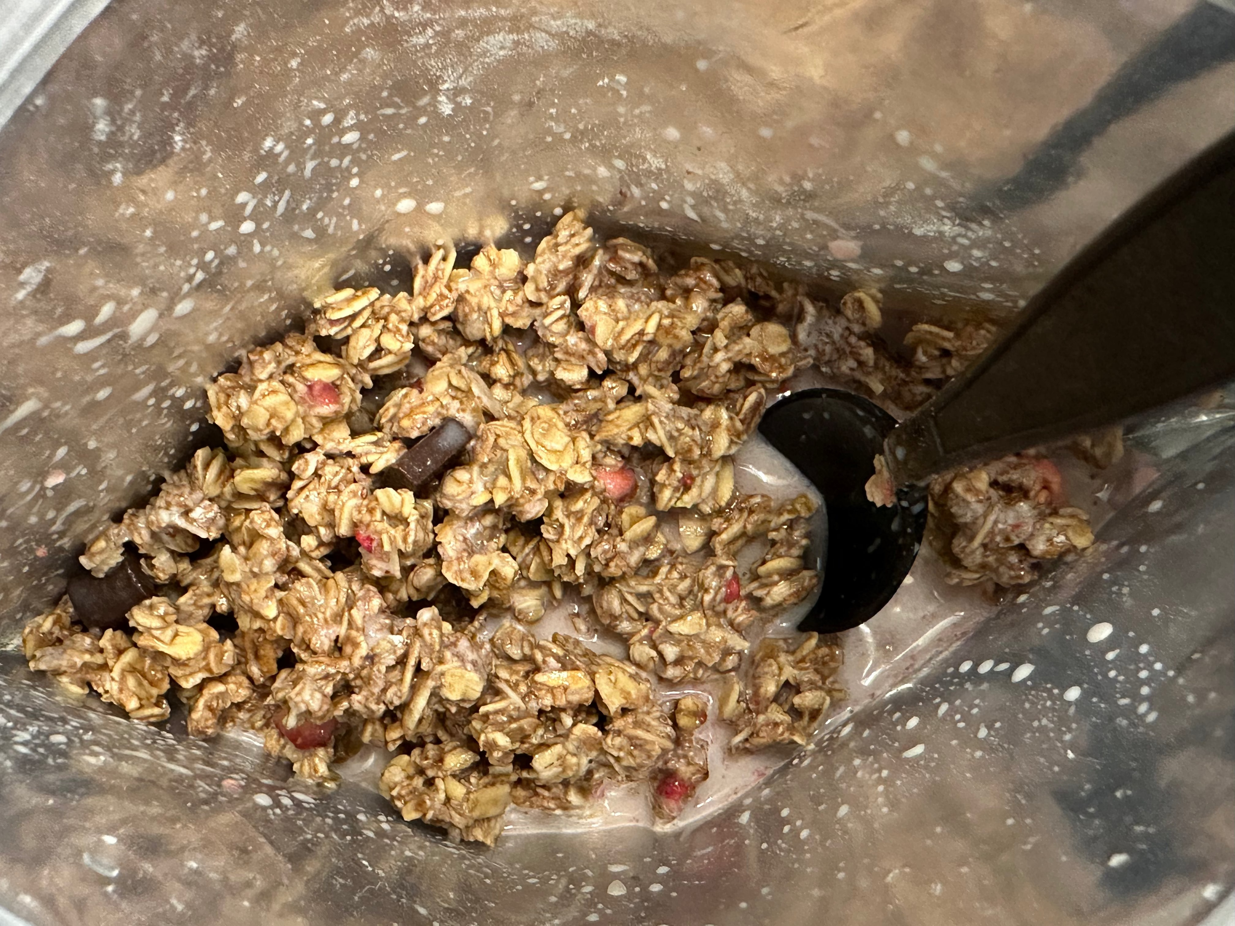 FOUNDATION Outdoors, Berry Dark Chocolate Granola
